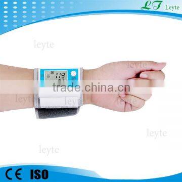 Jzk-001 Automatic Digital Medical Blood Pressure Monitor photo-4