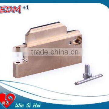 Mitsubishi EDM Wear Parts Lower Die Guide Holder Door Set M606