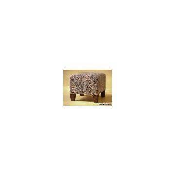 V SQUARE ANIMAL COVER OTTOMAN