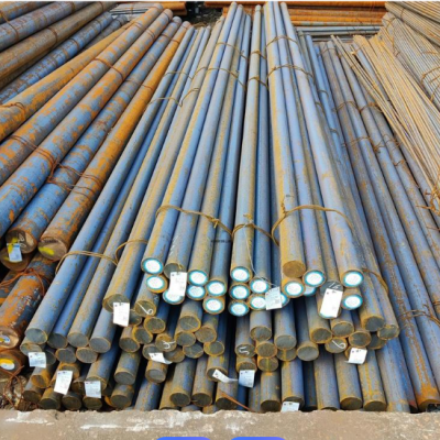 ASTM A108 Q235B High Temperature Resistant Cold Drawn Black Steel Round Bar Carbon Steel St37 Steel Bar photo-2