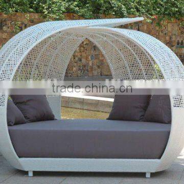 New Design Outdoor Rfurniture Patio Oval Wicker Lounge Bed CedarHill