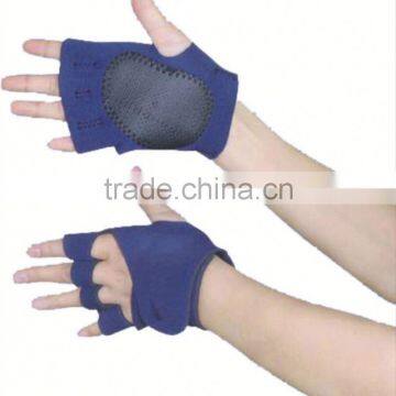 Stylish Neoprene Wirst Support