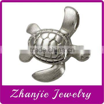 Wholesale Stainless Steel Hollow Out Pet Cremation Keepsake Ash Urn Jewelry Cute Longevity Turtle Pendant Made In China