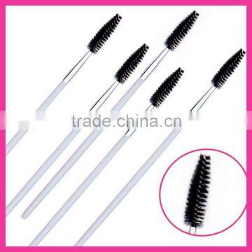 white handle eyelash brush