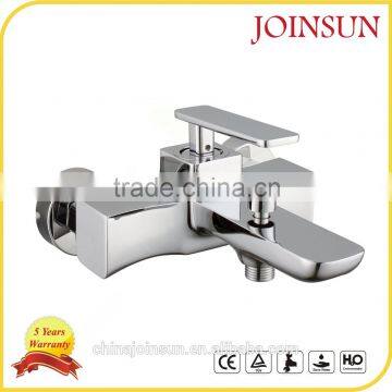 chrome fashionable bathroom mixer