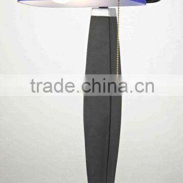 Bank table and desk lamp with balck finish and glass lens from zhong shan factory