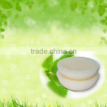 Can be made into candles of white beewax/white bee wax