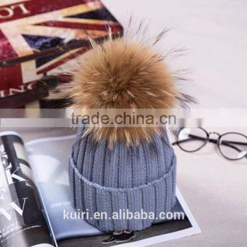 Factory wholesale knitted hat with real raccoon fur ball