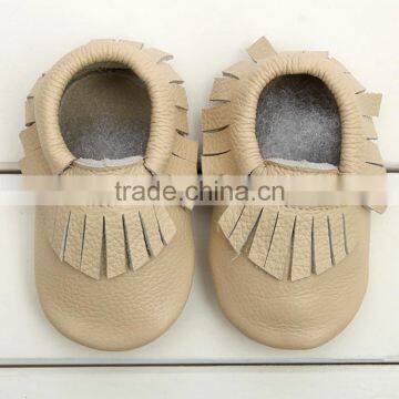 Wholesale tassels leather baby shoes, toddler baby shower gift moccasins M5091702