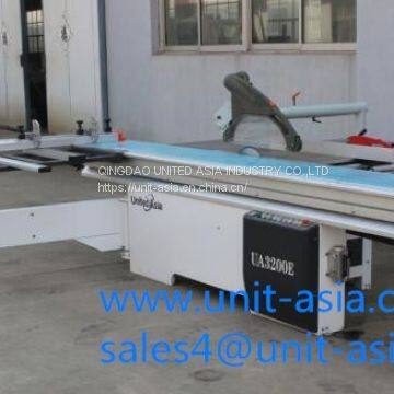 SLIDING TABLE PANEL SAW