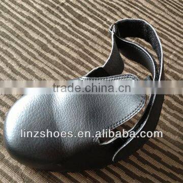 Anti-slip steel toe shoeover