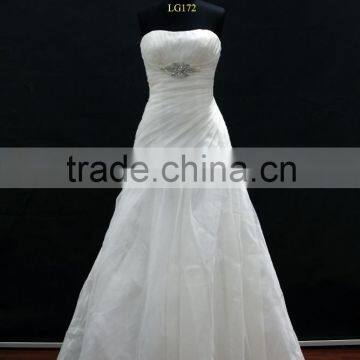 New design! Organza wedding dress with nice beading trim delicate drapping