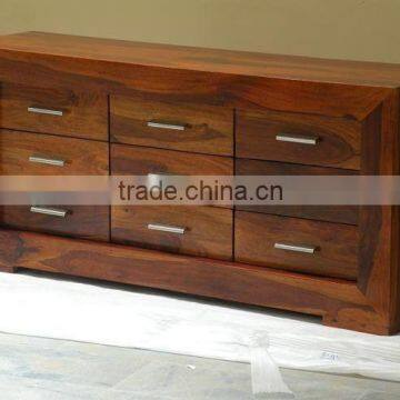 WOODEN DRAWER CHEST