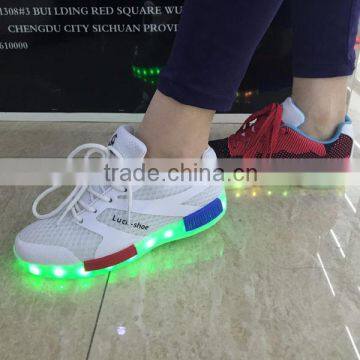 Fashionable NMD Led Light Running Shoes Light and Soft for Men and Women Kids Runners photo-3