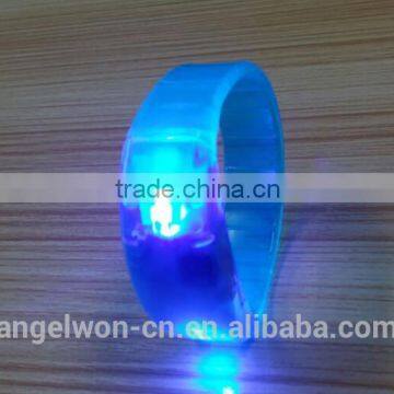 LED flashing wristband LED lighting PVC bracelet on/off light up wristband party supply gift wristband