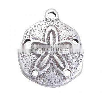 Round Antique Silver Flower Design Zinc Alloy Charm