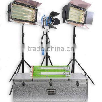 2-4Bank Cool Fluorescent Light 650W Fresnel Tungsten Light KIT