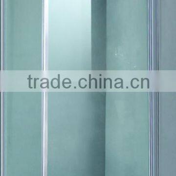 Clear tempered glass shower screen