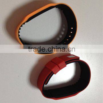 Active RFID and HF Wristband for Sports Events Party and Access Control photo-6