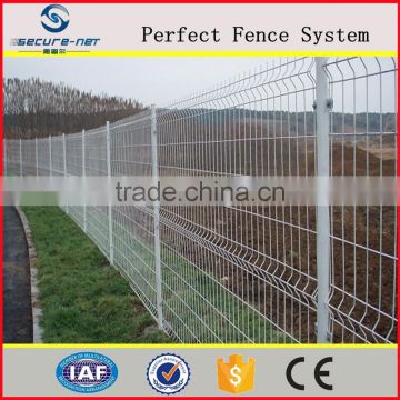 50 x 200mm powder coated fence, 3D Curded residental wire mesh fence