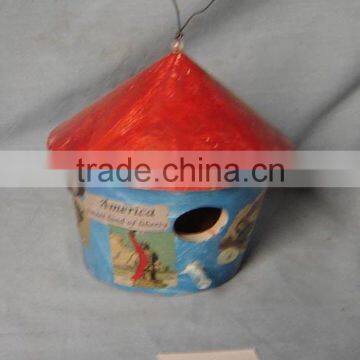 Miniature Wood Crafts Housesbird Feeder , Cheap Wooden Bird House and Feeders, Wholesale Pine Wood Bird House With Hanging photo-3