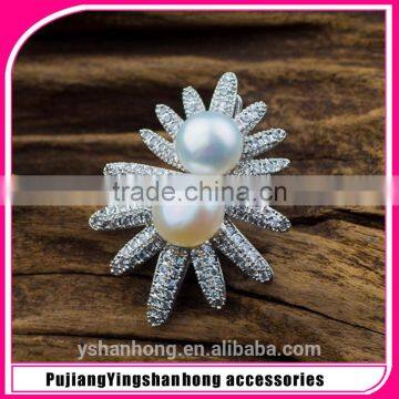 Natural pearl inlay zircon earrings fashion