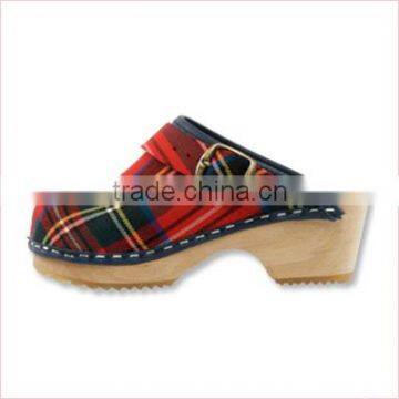 New arrivaPopular Alibaba Various styles Newest Hot selling New design Selling well Top quality cheap custom white leather clogs