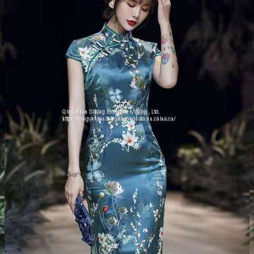 Cheongsam handmade embroidered dress