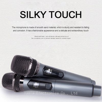 Universal Wireless Microphone Professional UHF handheld Microphone manufacturers