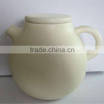 ceramic tea pot