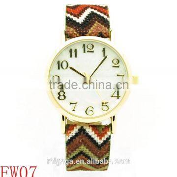 Made in China Fabric Strap Quartz Watch Price, Fashion Watch Women, Watch for Women photo-4