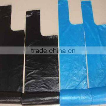 Affordable plastic T-shirt plastic bags on roll for food package suitable for grocery