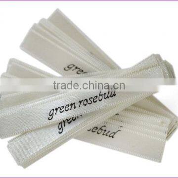 High Speed Ultrasonic Fabric Label Cutting Machine photo-2