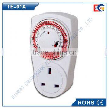 UK Market 24 Hour Mechanical Timer Socket photo-1