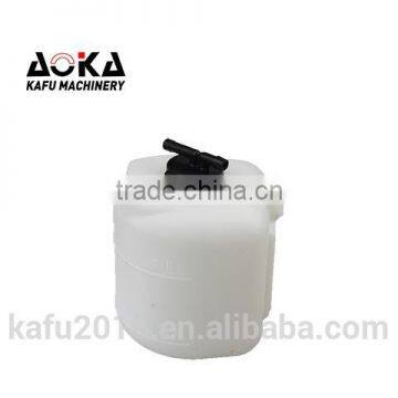 Excavator Spare Parts PC60 Auxiliary Radiator Water Tank Assy