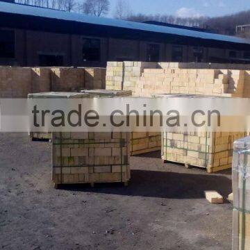 Refractory aggregate, firebrick, suitable for smelting blast furnace lining