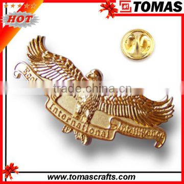 High quality 3D Eagle Stamping Antique Gold Brass Badge