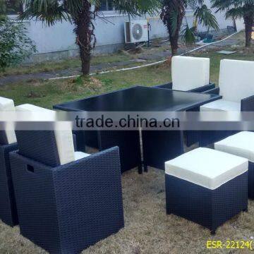 Outdoor Furniture & Kitchens