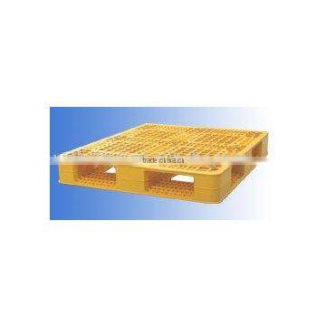 Plastic pallet