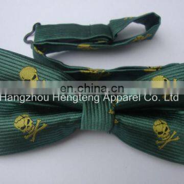 Pre tied 100% Silk Woven Bow Tie with skull design