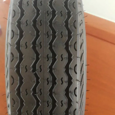 Original India Ceat 400-8 Tuk Tuk Bajaj Tricycle Motorcycle Tyres and Tubes Tubeless Tube Type TT