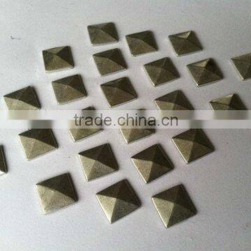 Pyramid square hotfix copper stud,antic brass pyramid studs