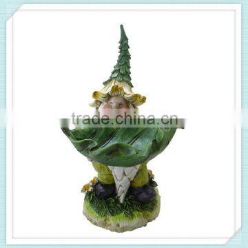 Lovely polyresin gnomes bird feeder for garden decoration