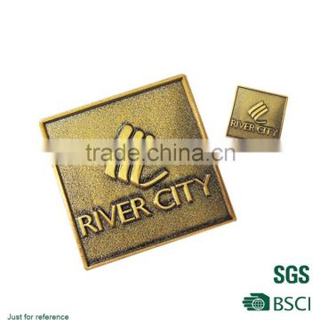 2016 Factory direct sales OEM design metal pins badge square gold emblem