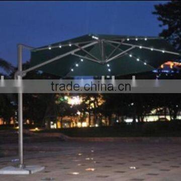 Leisure outdoor cantilever solar patio umbrella with 32 led lights handle crank and USB charger and marble base