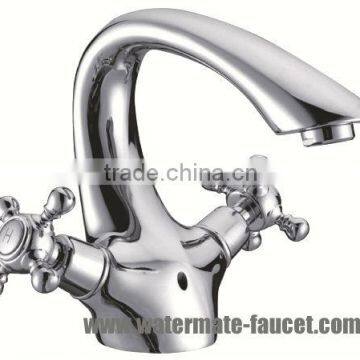 Double Handle Basin Faucet Brass Mixer Tap
