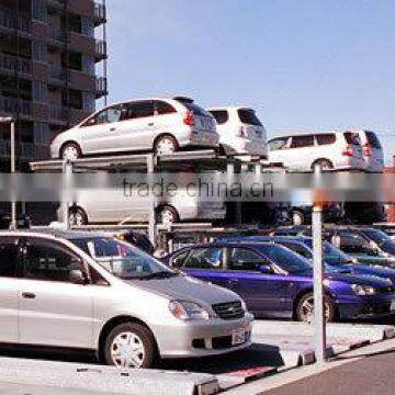 Semi-automatic triple stacker parking lift