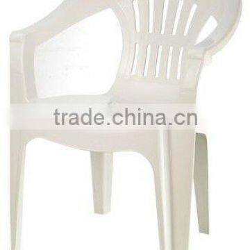 stackable plastic table and chairs