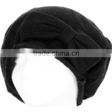 Bow Accented Light Knit Fashion Beret