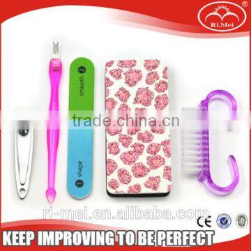 cuticle pusher trimmer